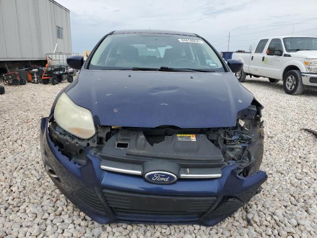 1FAHP3K24CL129320 - 2012 FORD FOCUS SE BLUE photo 5