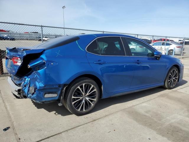 4T1B11HK5JU109416 - 2018 TOYOTA CAMRY L BLUE photo 3