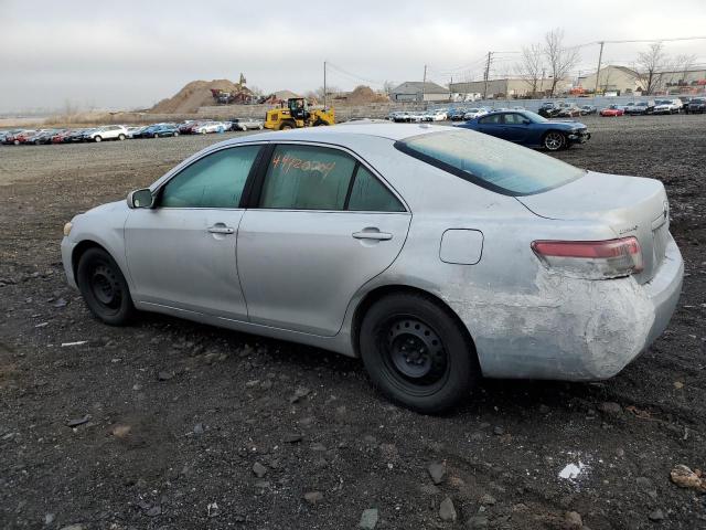 4T1BF3EKXBU190271 - 2011 TOYOTA CAMRY BASE SILVER photo 2