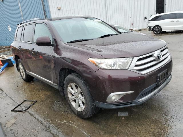 5TDBK3EH6CS141823 - 2012 TOYOTA HIGHLANDER BASE Bordeaux photo 4