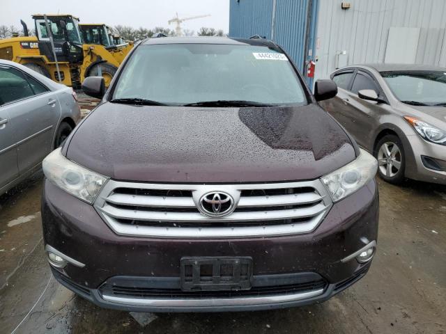 5TDBK3EH6CS141823 - 2012 TOYOTA HIGHLANDER BASE Bordeaux photo 5