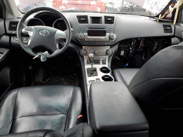 5TDBK3EH6CS141823 - 2012 TOYOTA HIGHLANDER BASE Bordeaux photo 8
