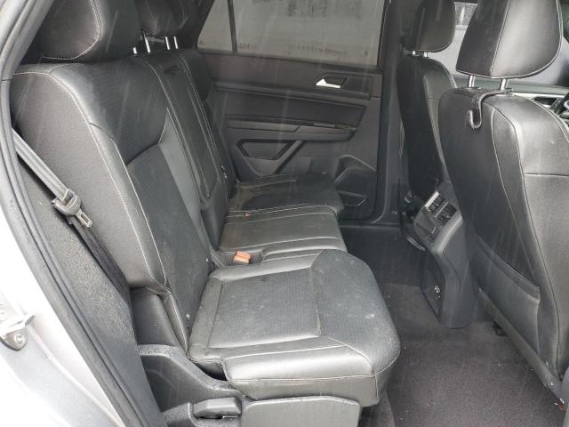 1V26C2CA0LC203750 - 2020 VOLKSWAGEN ATLAS CROS SE Серебристый фото 11