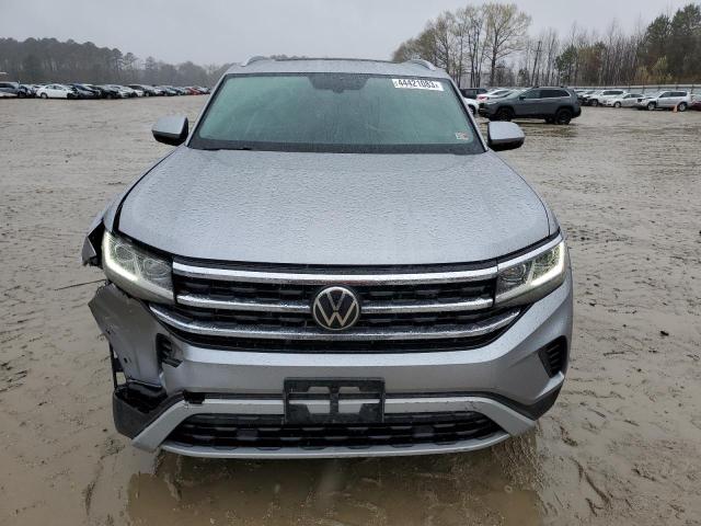 1V26C2CA0LC203750 - 2020 VOLKSWAGEN ATLAS CROS SE Серебристый фото 5