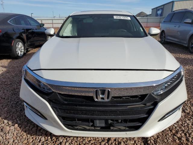 1HGCV3F47KA021663 - 2019 HONDA ACCORD HYBRID EX WHITE photo 5