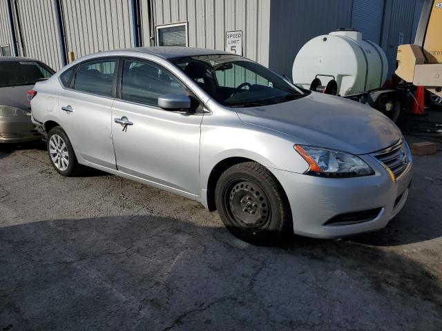 3N1AB7AP0FY292513 - 2015 NISSAN SENTRA S SILVER photo 4