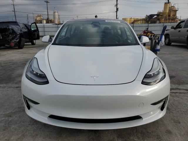 5YJ3E1EBXLF746475 - 2020 TESLA MODEL 3 WHITE photo 5