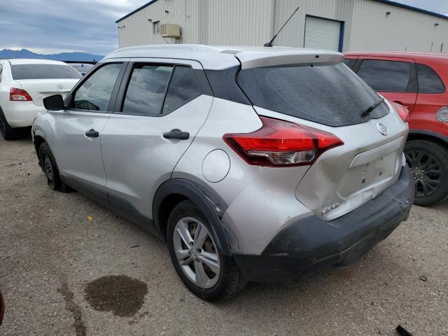 3N1CP5CU8JL542278 - 2018 NISSAN KICKS S SILVER photo 2