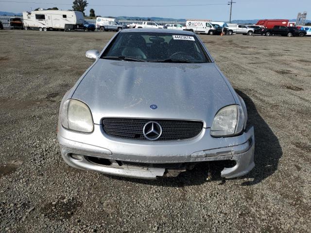 WDBKK49F02F263878 - 2002 MERCEDES-BENZ SLK 230 KOMPRESSOR SILVER photo 5