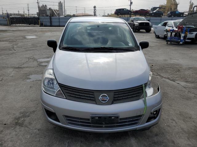 3N1CC1AP8BL408602 - 2011 NISSAN VERSA S SILVER photo 5