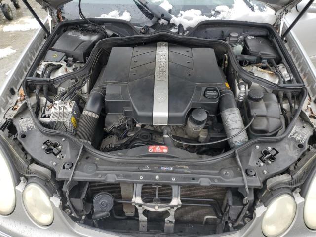 WDBUH65J74A443114 - 2004 MERCEDES-BENZ E 320 银色 照片 11