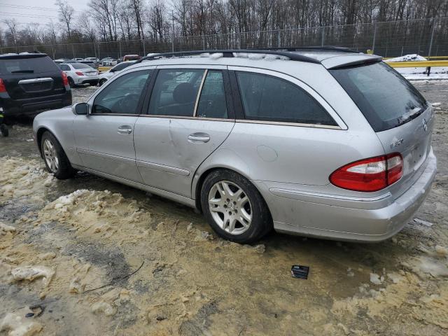 WDBUH65J74A443114 - 2004 MERCEDES-BENZ E 320 银色 照片 2