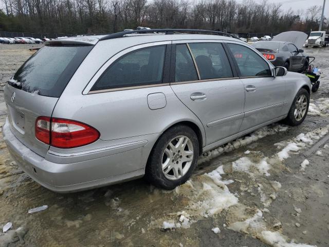 WDBUH65J74A443114 - 2004 MERCEDES-BENZ E 320 银色 照片 3