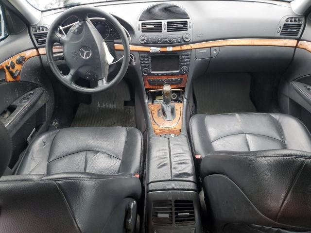 WDBUH65J74A443114 - 2004 MERCEDES-BENZ E 320 银色 照片 8