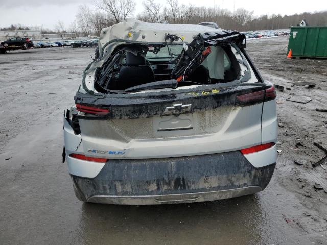 1G1FZ6S03N4107973 - 2022 CHEVROLET BOLT EUV PREMIER SILVER photo 6