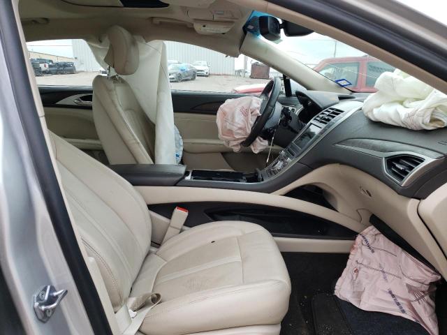 3LN6L5EC7HR641056 - 2017 LINCOLN MKZ RESERVE ვერცხლისფერი ფოტო 5