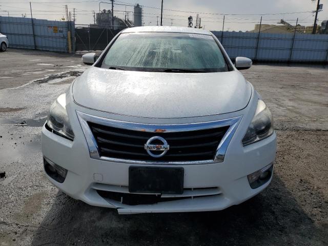 1N4AL3AP0DC240300 - 2013 NISSAN ALTIMA 2.5 WHITE photo 5