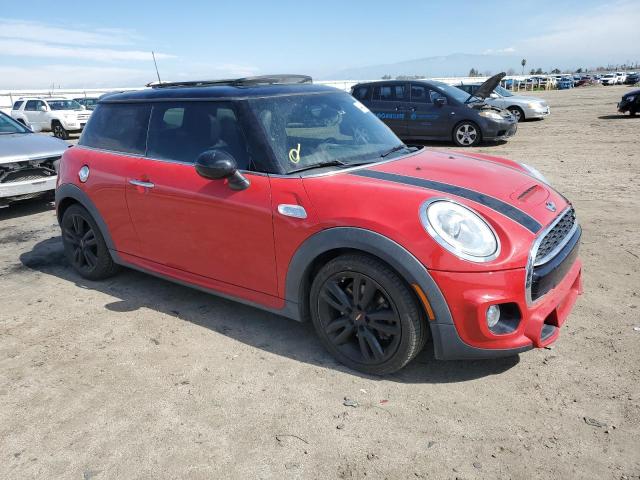 WMWXP7C55F2A38220 - 2015 MINI COOPER S RED photo 4