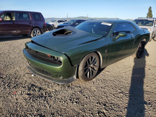 2C3CDZFJ1JH172271 - 2018 DODGE CHALLENGER R/T 392 GREEN photo 1