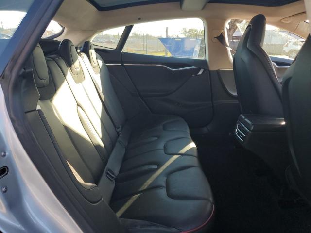 5YJSA1DP1DFP22555 - 2013 TESLA MODEL S 银色 照片 10
