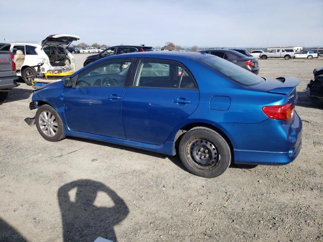 1NXBU4EE4AZ311817 - 2010 TOYOTA COROLLA BASE BLUE photo 2