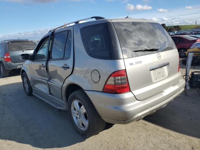 4JGAB57EX5A566547 - 2005 MERCEDES-BENZ ML 350 SILVER photo 2