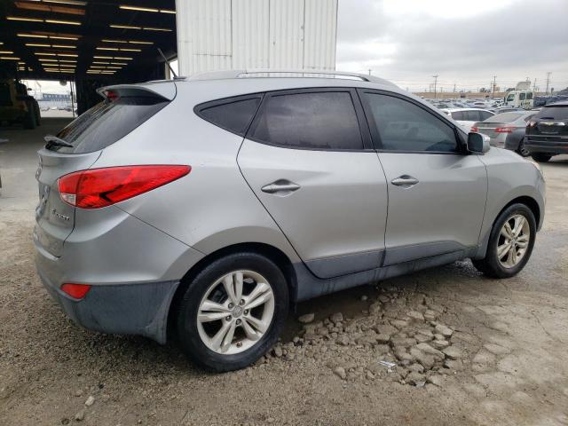 KM8JU3AC0CU364754 - 2012 HYUNDAI TUCSON GLS SILVER photo 3