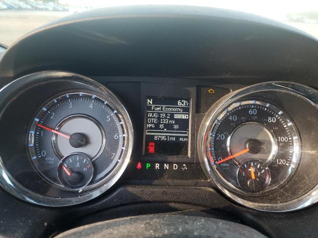 2C4RC1CG5CR362557 - 2012 CHRYSLER TOWN & COU TOURING L RED photo 9