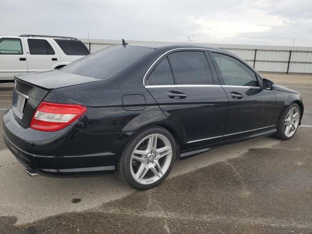 WDDGF5EB4BR164795 - 2011 MERCEDES-BENZ C 300 BLACK photo 3