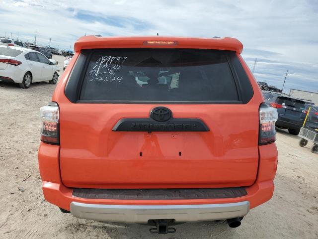 JTERU5JR9R6217557 - 2024 TOYOTA 4RUNNER SR5 PREMIUM ORANGE photo 6