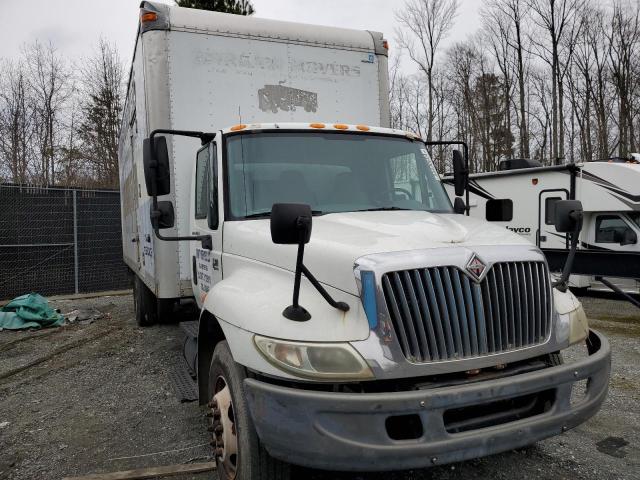 2004 INTERNATIONAL 4000 4300, 