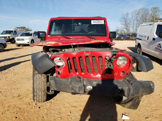 1C4HJWDG6JL923187 - 2018 JEEP WRANGLER U SPORT RED photo 5