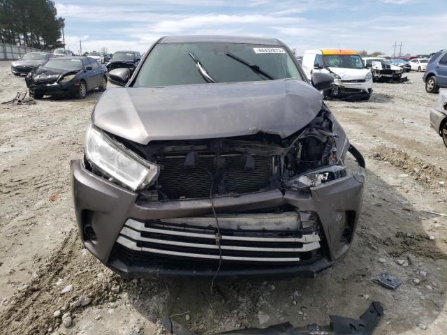 5TDZZRFH0KS297558 - 2019 TOYOTA HIGHLANDER LE GRAY photo 5