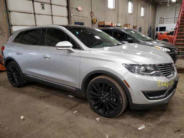 2LMTJ8LP1GBL44897 - 2016 LINCOLN MKX RESERVE SILVER photo 4