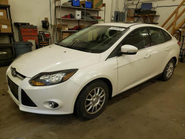 1FAHP3J25CL477080 - 2012 FORD FOCUS TITANIUM WHITE photo 1