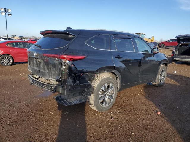 5TDHZRBH0NS577972 - 2022 TOYOTA HIGHLANDER XLE BLACK photo 3