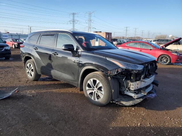 5TDHZRBH0NS577972 - 2022 TOYOTA HIGHLANDER XLE BLACK photo 4