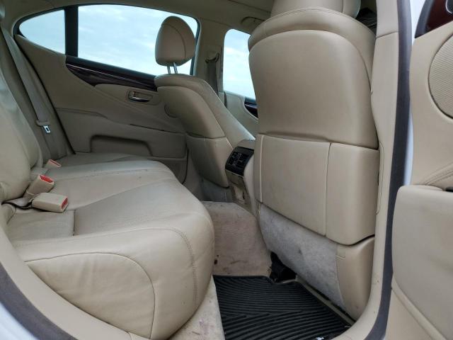 JTHBL46F985063209 - 2008 LEXUS LS 460 WHITE photo 10