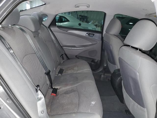 5NPEB4AC7CH496373 - 2012 HYUNDAI SONATA GLS GRAY photo 10