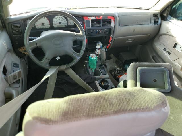 5TEGN92NX4Z353543 - 2004 TOYOTA TACOMA DOUBLE CAB PRERUNNER WHITE photo 8