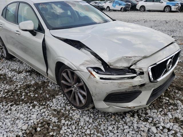 7JR102FKXKG010037 - 2019 VOLVO S60 T5 MOMENTUM CREAM photo 9