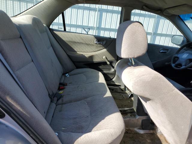 1HGCF86682A143170 - 2002 HONDA ACCORD VALUE SILVER photo 10