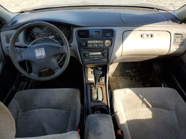 1HGCF86682A143170 - 2002 HONDA ACCORD VALUE SILVER photo 8