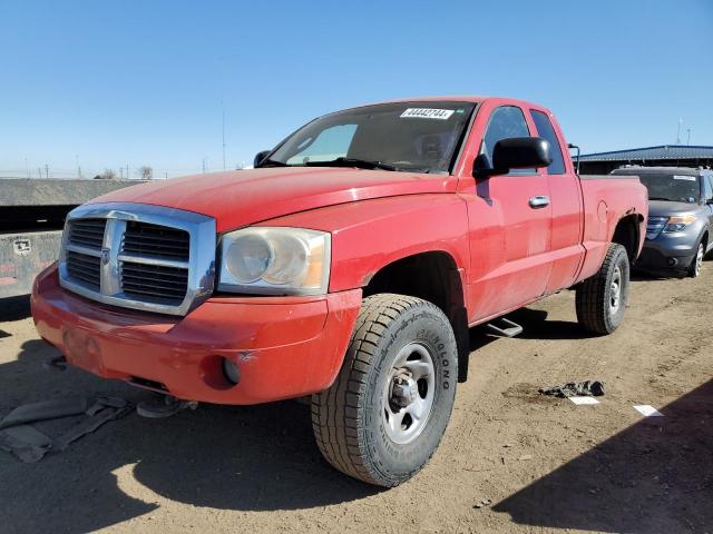 1D7HW42N96S516040 - 2006 DODGE DAKOTA SLT RED photo 1