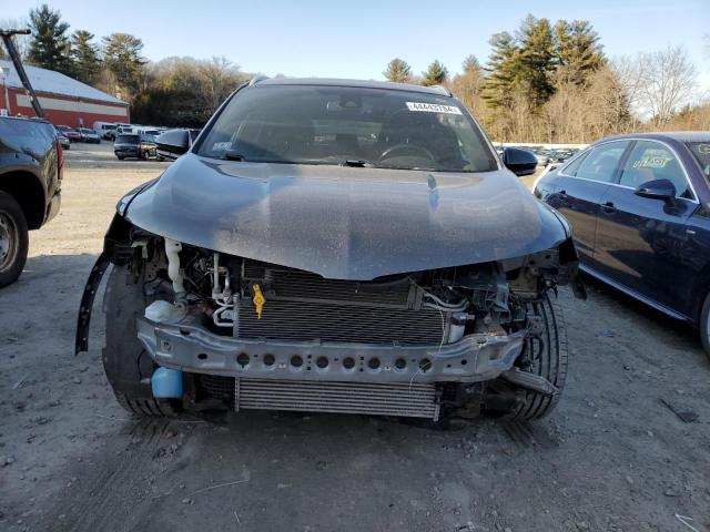 5LMCJ3D99HUL35937 - 2017 LINCOLN MKC RESERVE Boz foto 5