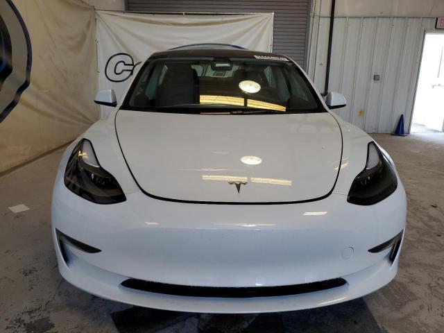 5YJ3E1EA6PF436112 - 2023 TESLA MODEL 3 WHITE photo 5