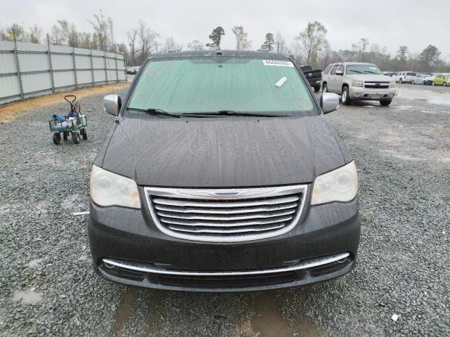 2A4RR6DG5BR630445 - 2011 CHRYSLER TOWN & COU LIMITED BLACK photo 5