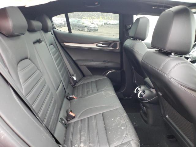 ZASPAKBN0N7D49181 - 2022 ALFA ROMEO STELVIO TI GRAY photo 11