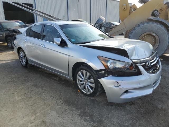 1HGCP3F85BA024056 - 2011 HONDA ACCORD EXL SILVER photo 4