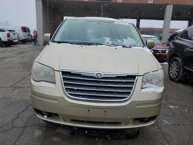 2A4RR5D10AR421327 - 2010 CHRYSLER TOWN & COU TOURING ბეჟი ფოტო 5